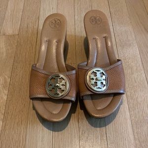 Tory Burch Selma Sandals W11